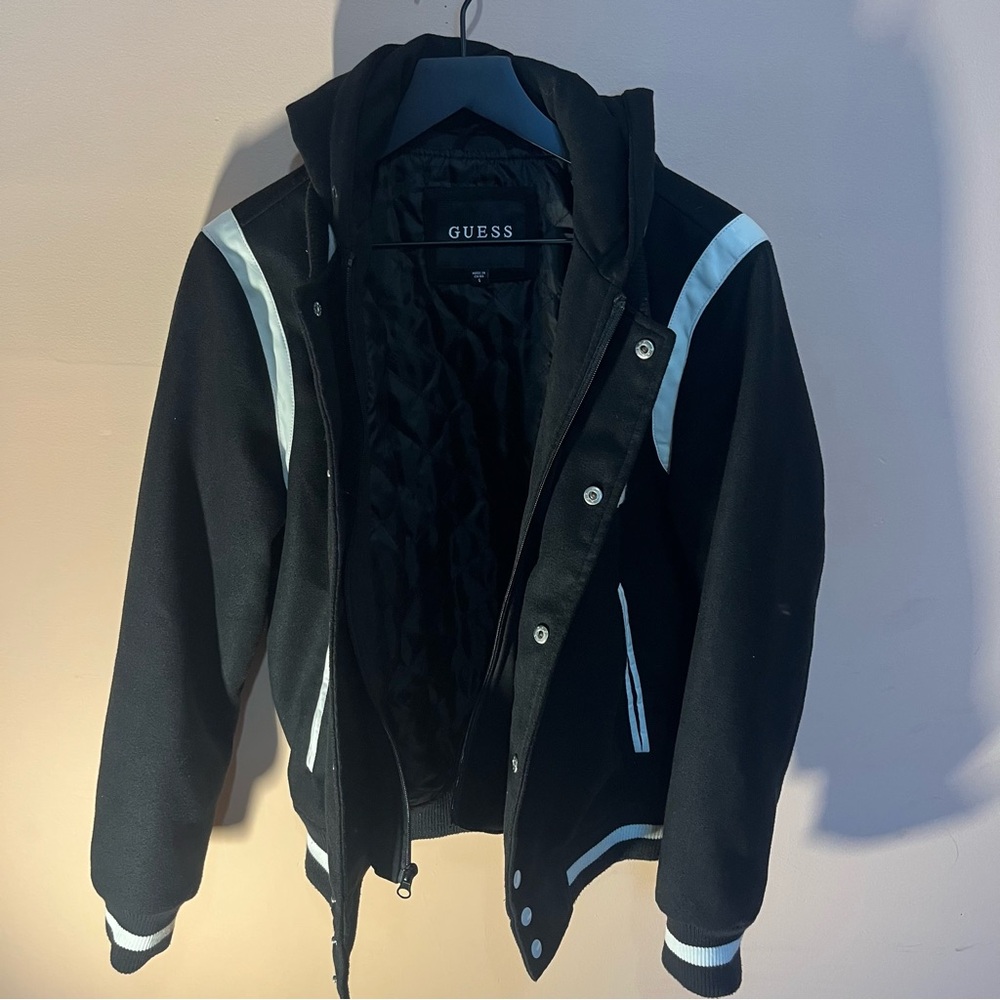 Read! GUESS Men's Wool G Varsity Letterman Bomber  Hooded Jacket Black Size S - Picture 4 of 9